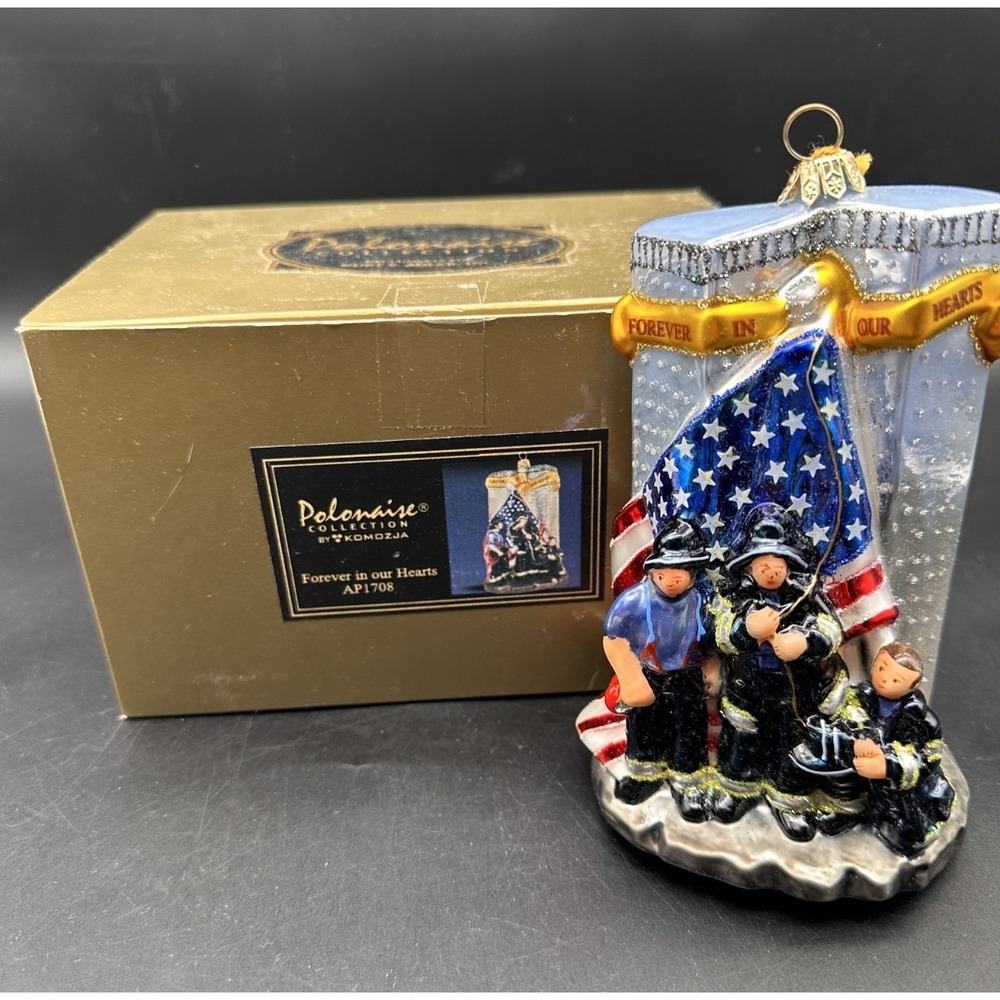 KURT ADLER POLONAISE FOREVER IN OUR HEARTS ORNAMENT AP1708‎ 5.5"